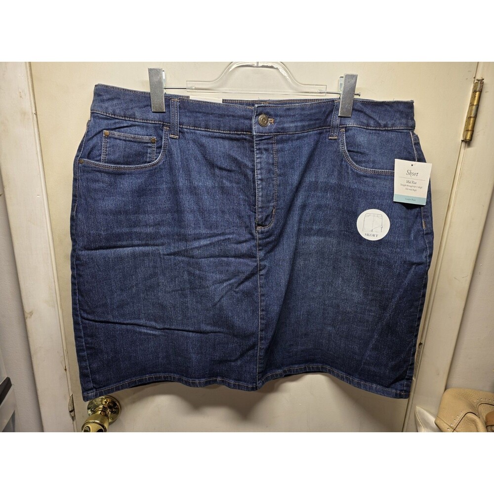 NWT Croft Barrow Blue Denim Skort Size 16W Mid-Rise Comfort Waist
